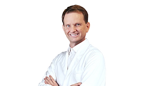 Show truyền hình thẩm mỹ thực tế đầu tiên