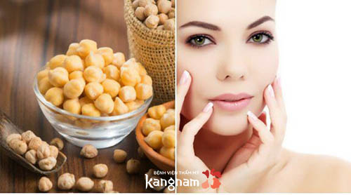 Xoá tàn nhang trên mặt bằng bột đậu gà